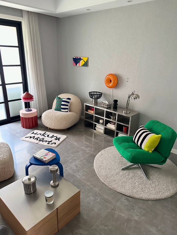 Retro Contemporary Living Room by @nooy_room