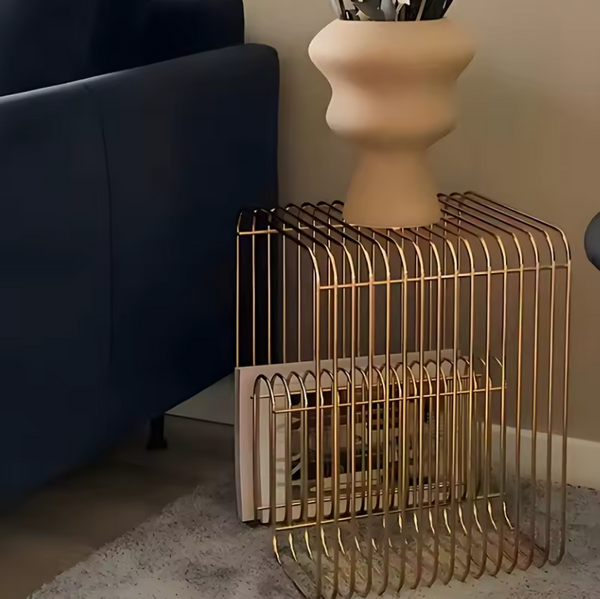 Geometric patterned magazine rack