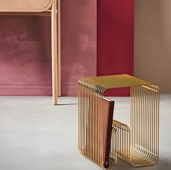 Geometric patterned magazine rack