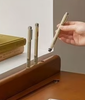 Escritorio de ordenador japonés de nogal con cajones