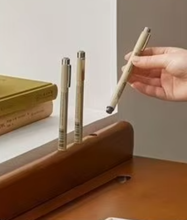 Escritorio de ordenador japonés de nogal con cajones