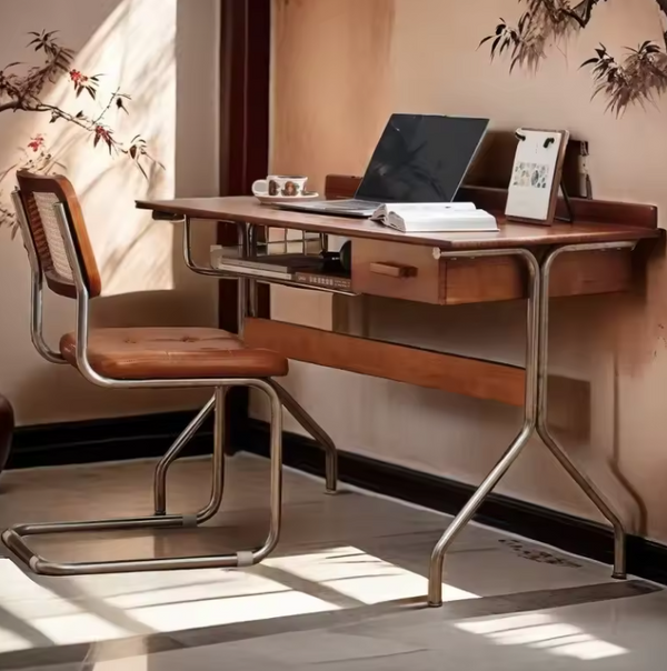 Escritorio de ordenador japonés de nogal con cajones