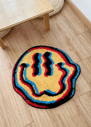 Mono Design Smiling Face Hologram Hand-Crafted Rug