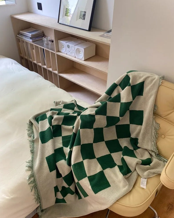 Plaid Retro Throw Blanket