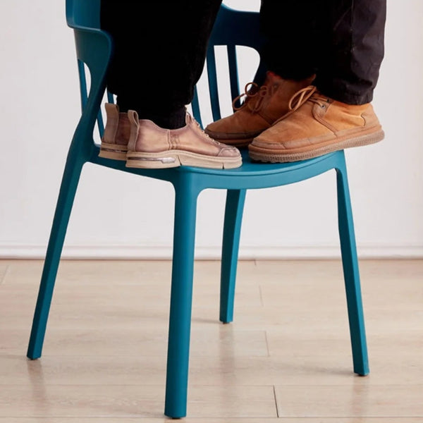 Mingdian One-Piece Recycled PP Dining Chair