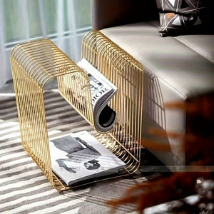 Geometric patterned magazine rack