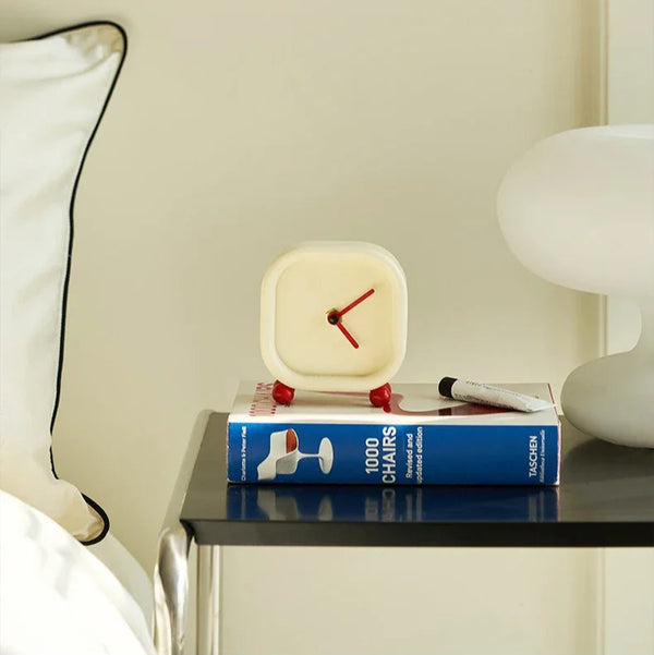 Minimalist Red Ball Desktop Clock