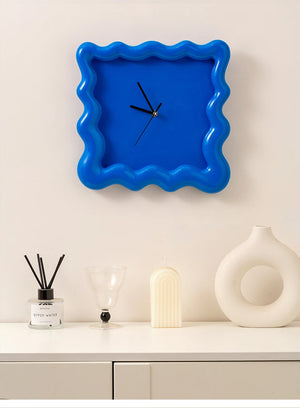 Modü  Cloud Frame Wall Clock