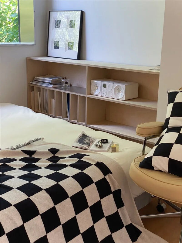 Plaid Retro Throw Blanket