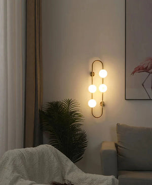 Lampe murale moderne de style hôtelier avec luminaire sur rail