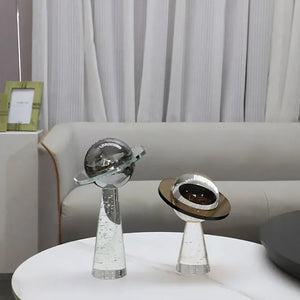 Escultura del planeta Saturno hecha a mano en cristal macizo con soporte