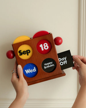 Easy Good Bauhaus Vintage  Cherrywood Perpetual Desk Calendar