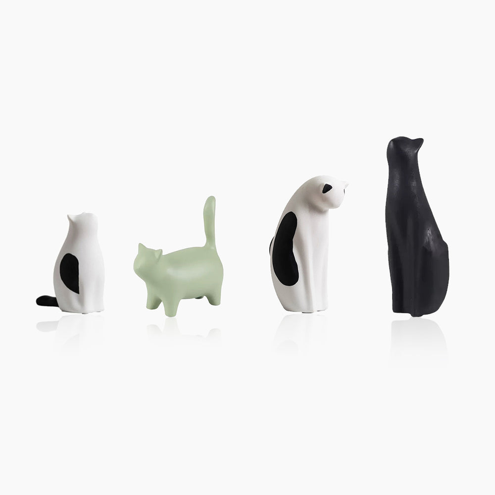 Minimalistic Sitting Cat Sculpture