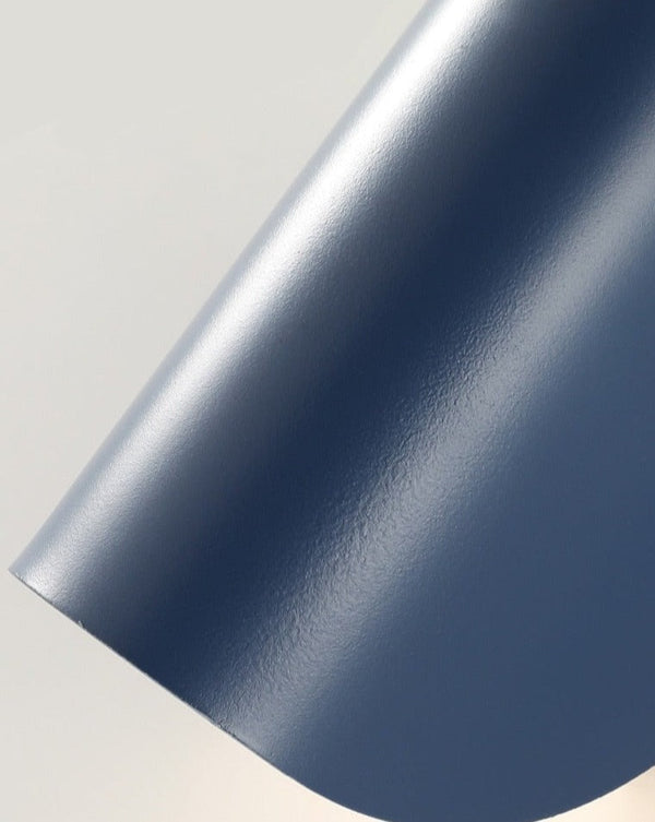 Gefaltete Wandleuchte im italienischen Designerstil