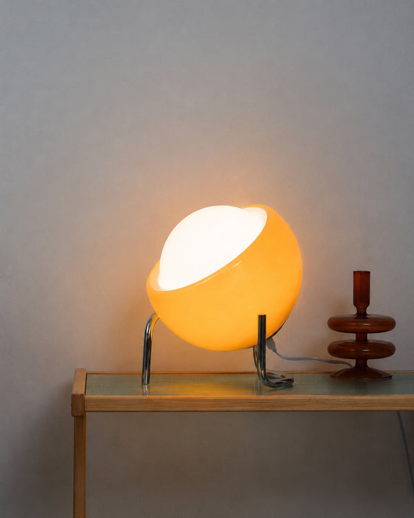Bauhaus Retro Egg Ball Table Lamp
