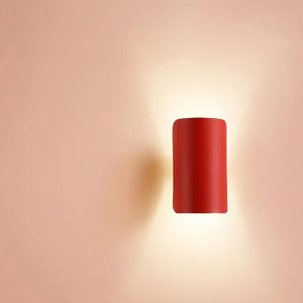 Gefaltete Wandleuchte im italienischen Designerstil