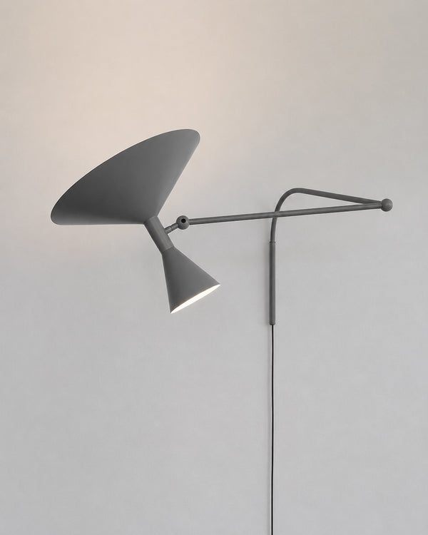 Schwenkarm-Scone-Stecker-Wandlampe