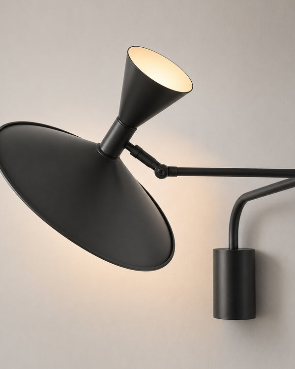 Schwenkarm-Scone-Stecker-Wandlampe