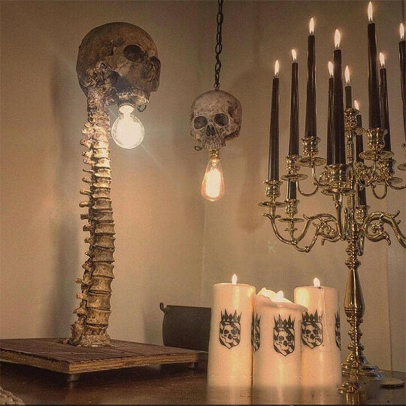Horror Skull with Spine Lamp
